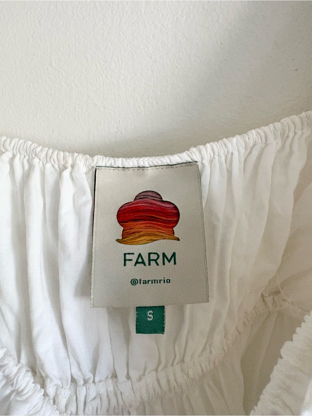 FARM Rio Off White Square Neckline Ruffle Blouse - Picture 7 of 8